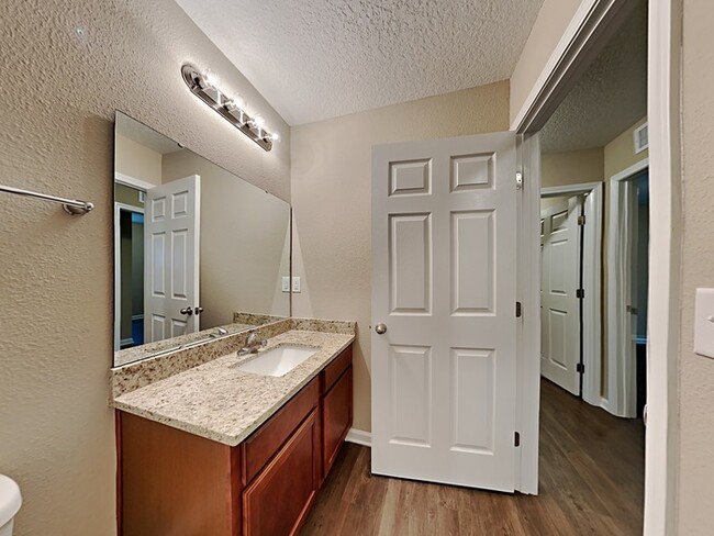 Building Photo - BEAUTIFUL NEW HOME