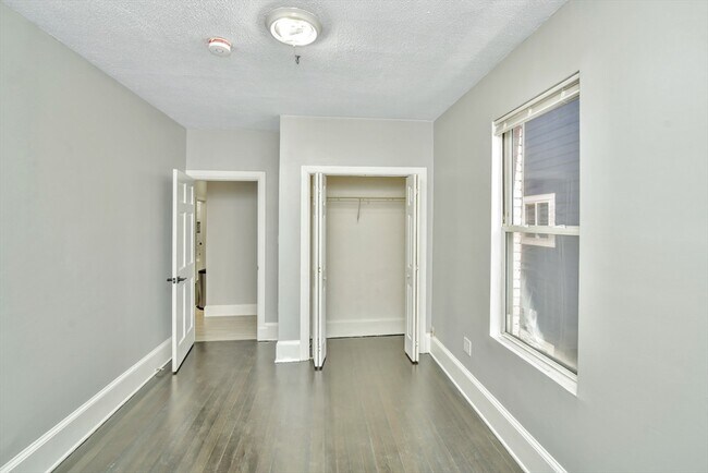 Building Photo - 9A Ruthven St
