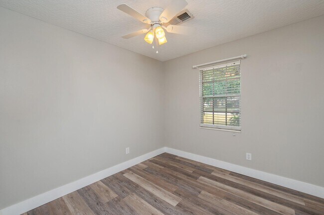 Building Photo - 30 Woodham Ave