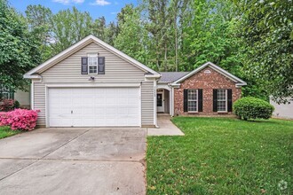 Building Photo - Comfort Meets Function in This 3BR/2BA Ced...
