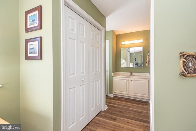 Building Photo - 18565 Orton Cir