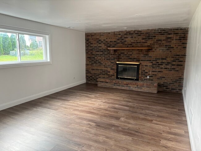 Building Photo - 3523 Jacqueline Dr