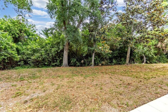 Building Photo - 5405 46th Ct W