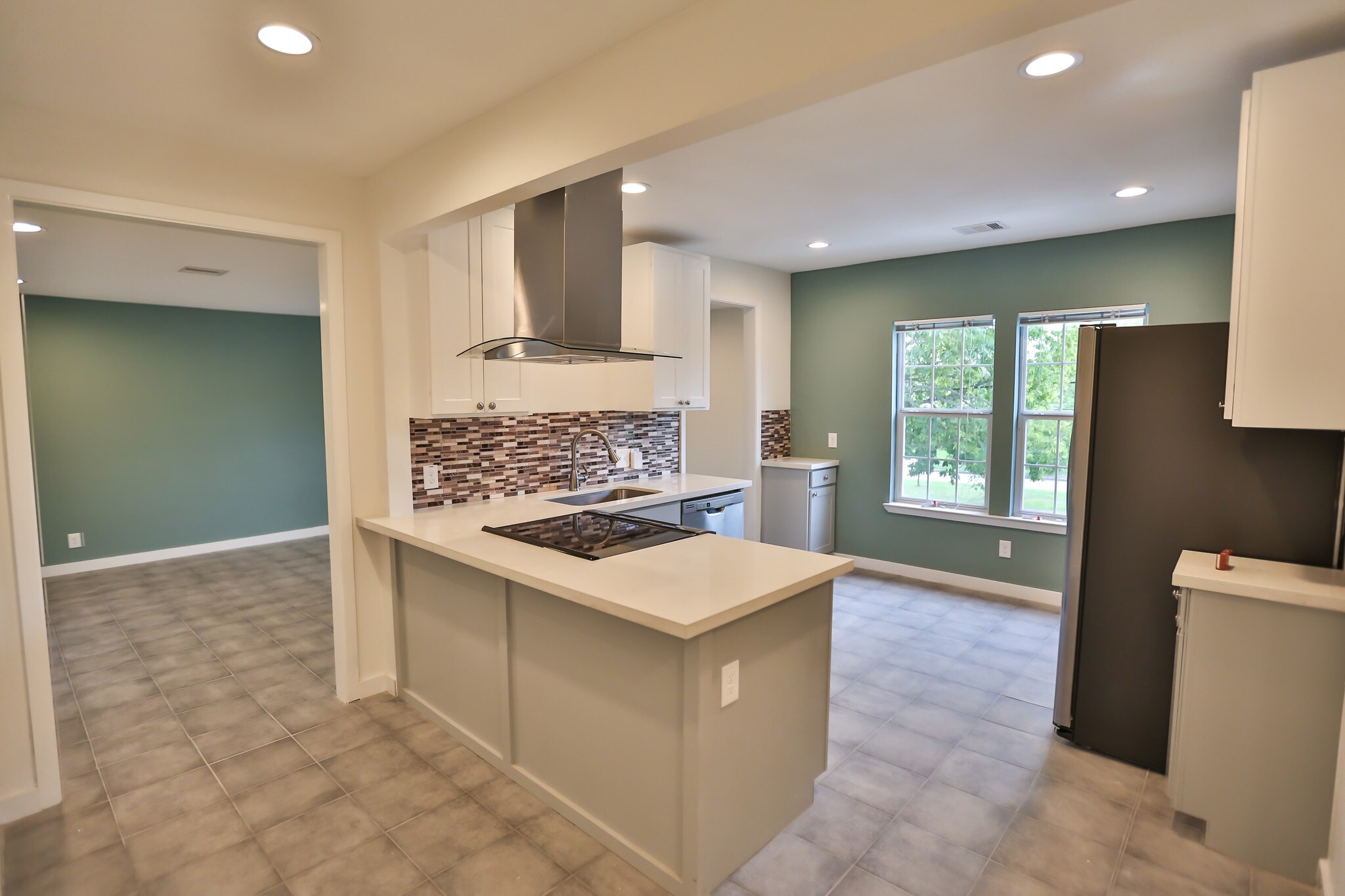 Kitchen with Dinning Area - 3203 Elgin St