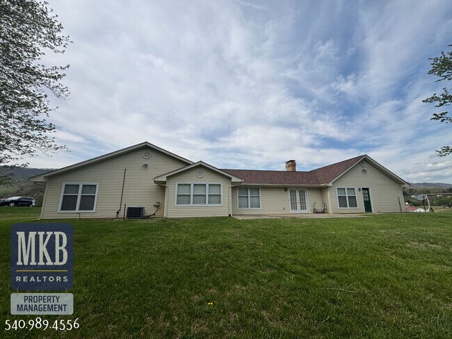 Building Photo - 5056 Catawba Valley Dr