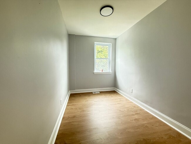 Building Photo - Four-Bedroom Home in Baltimore
