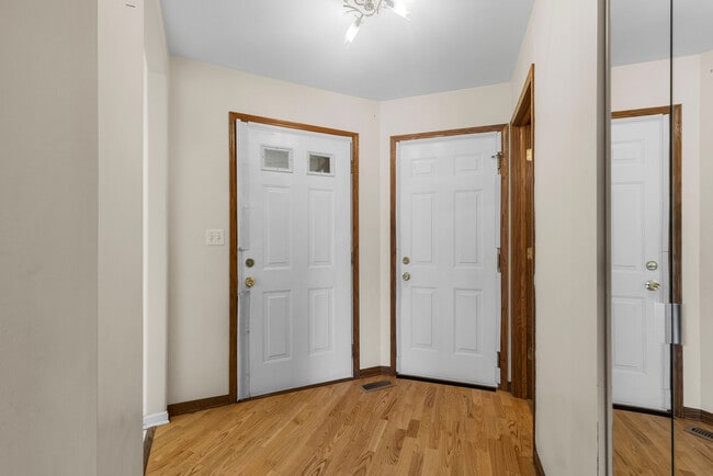 Building Photo - 8966 W Heathwood Cir