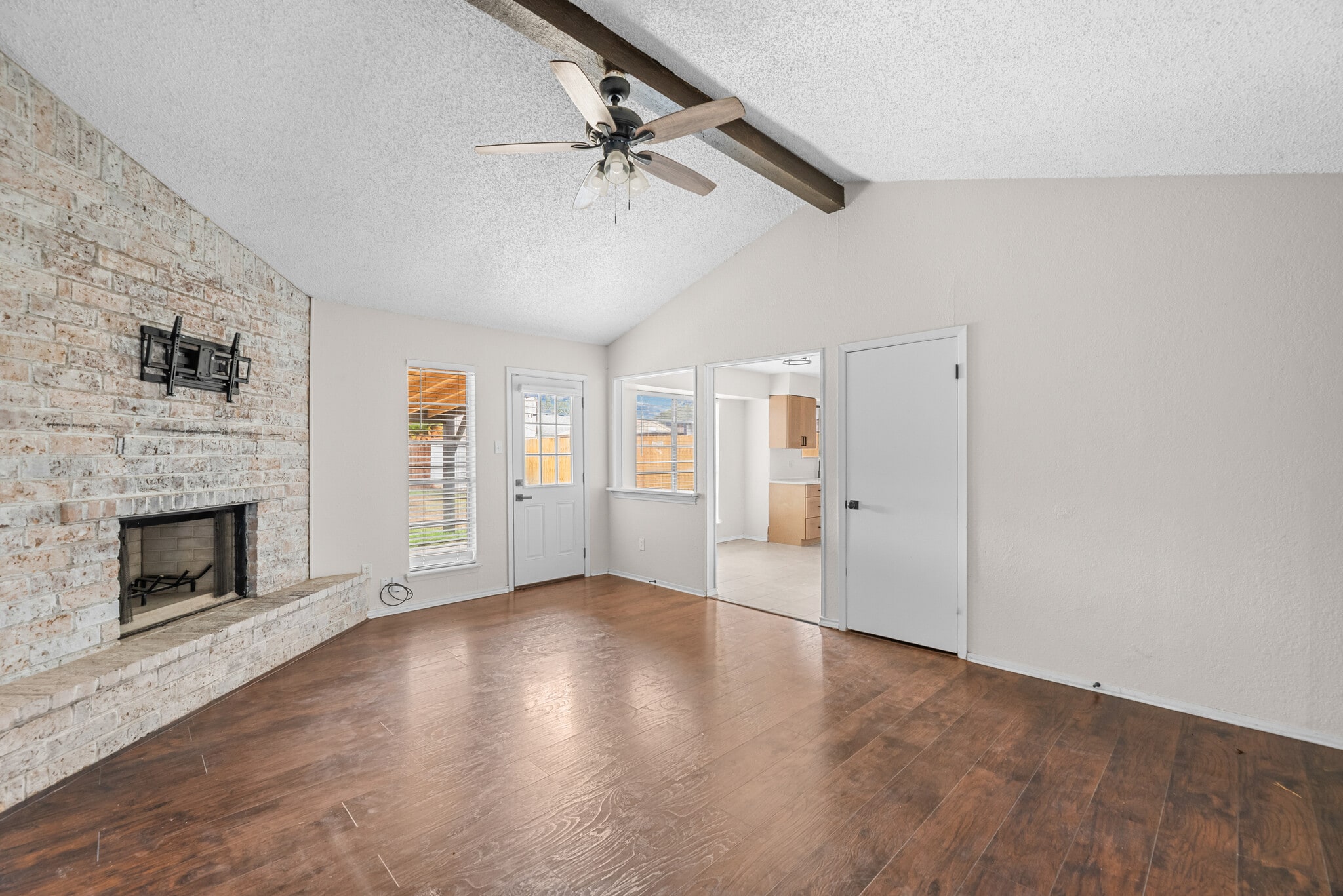 Building Photo - 4014 Richwood Cir