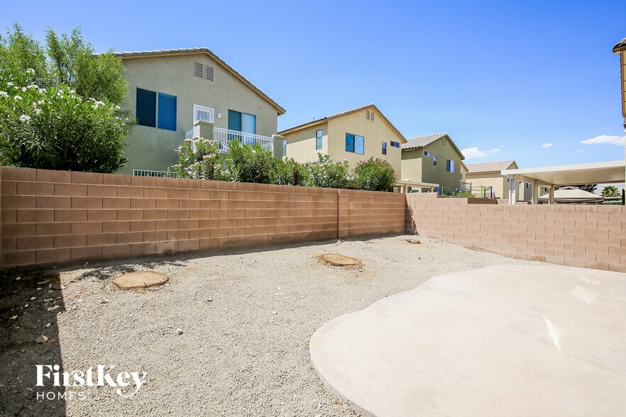 Building Photo - 7637 Montefrio Ave
