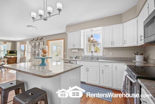 Building Photo - 1052 Briar Glen Ln