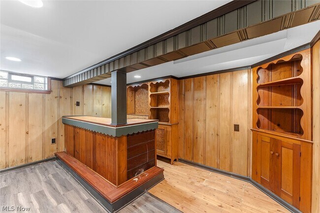Building Photo - 1485 E 221st St