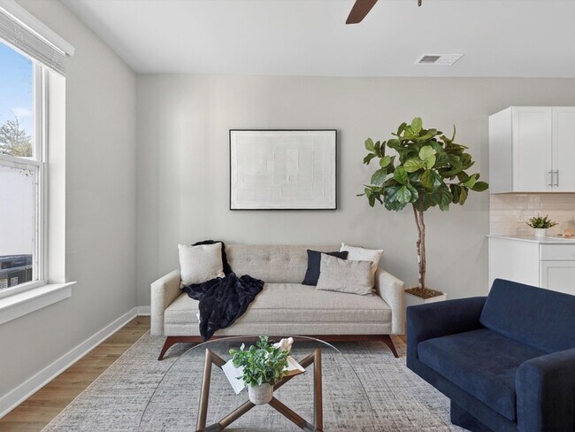 Building Photo - 2166 Nectar Ln