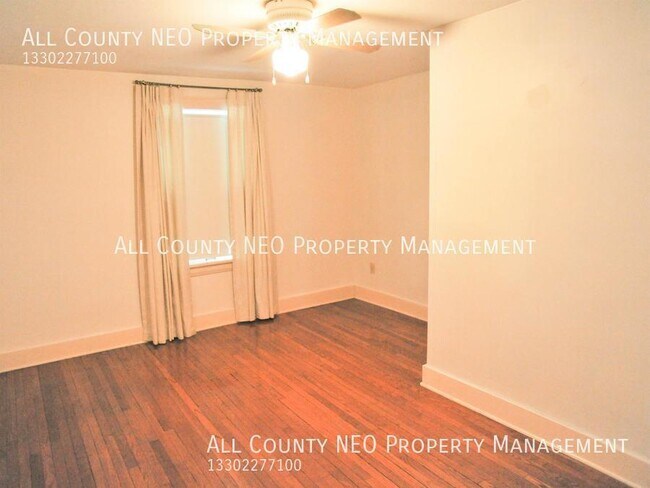 Building Photo - 1051 Brown St