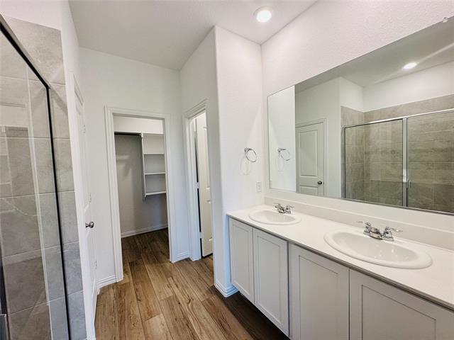 Building Photo - 8112 Green Heron Dr