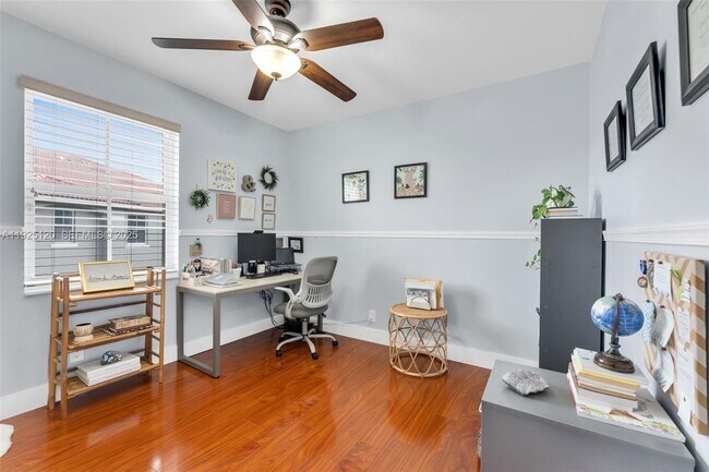 Building Photo - 5415 SW 126th Terrace