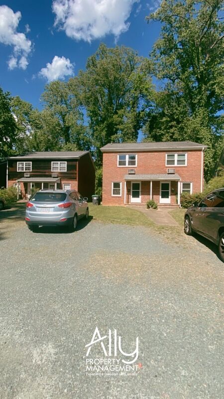 Building Photo - 118 Harmon St