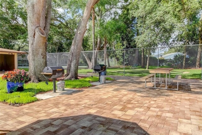 Building Photo - 3295 Fox Chase Cir