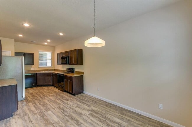 Building Photo - 11817 Mockingbird Ln