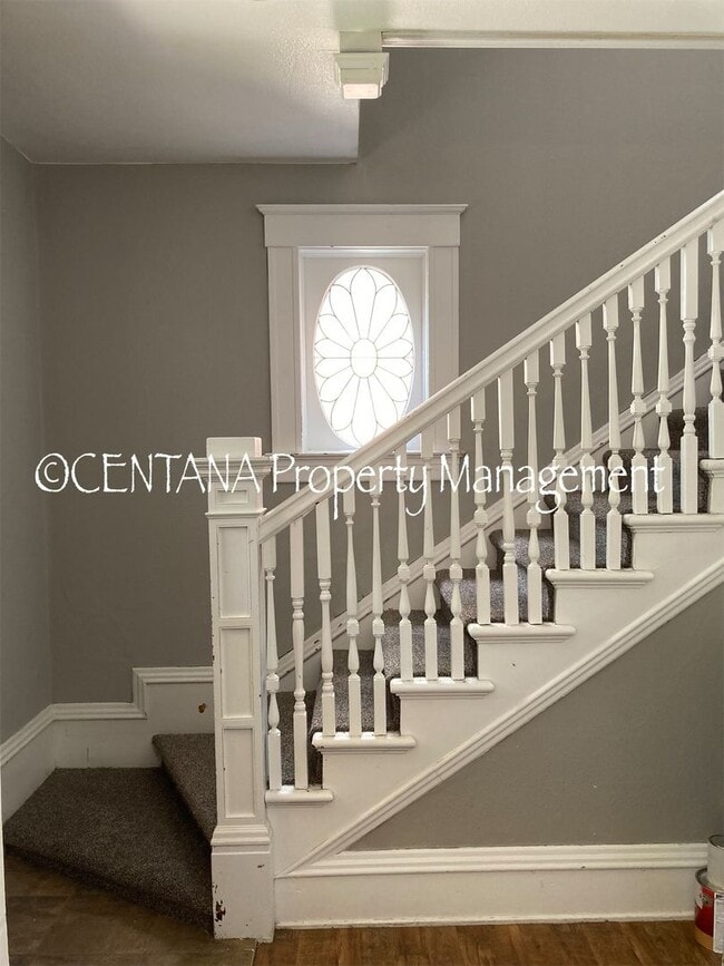 Building Photo - 214-214 S Excelsior Ave