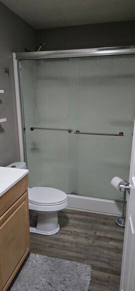 Building Photo - 1208 Denali St