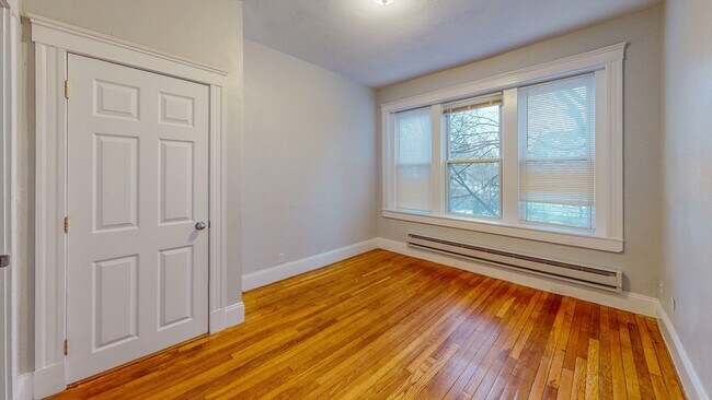 Building Photo - 12 American Legion Hwy