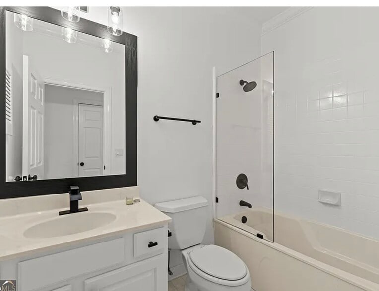 Building Photo - 7064 Brigade Ct