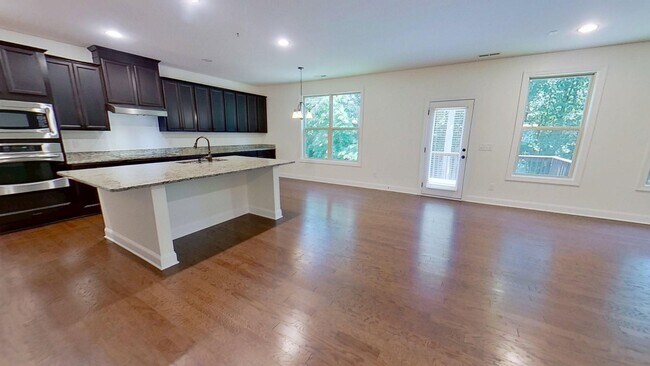 Building Photo - 109 Highland Mist Cir