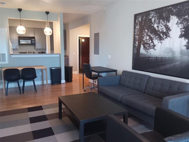 Building Photo - 1901 Crossing Pl