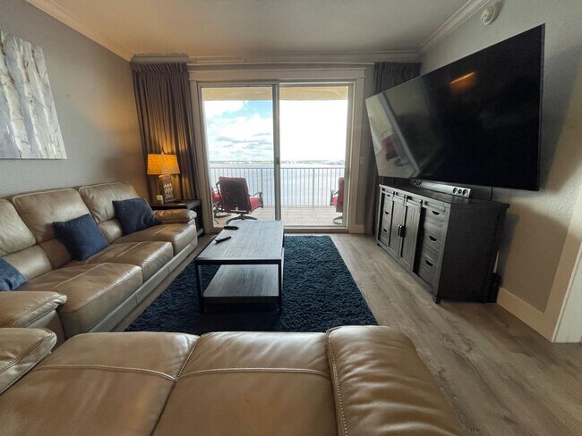 Building Photo - 6504 Bridge Water Way