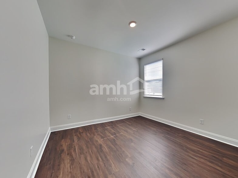 Building Photo - 508 Plumeria Lane