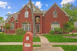 Building Photo - 4426 Park Bend Dr