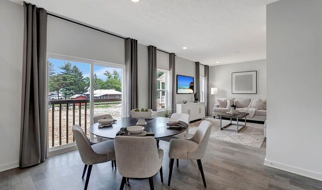 Building Photo - Gorgeous 5 Bedroom Homes