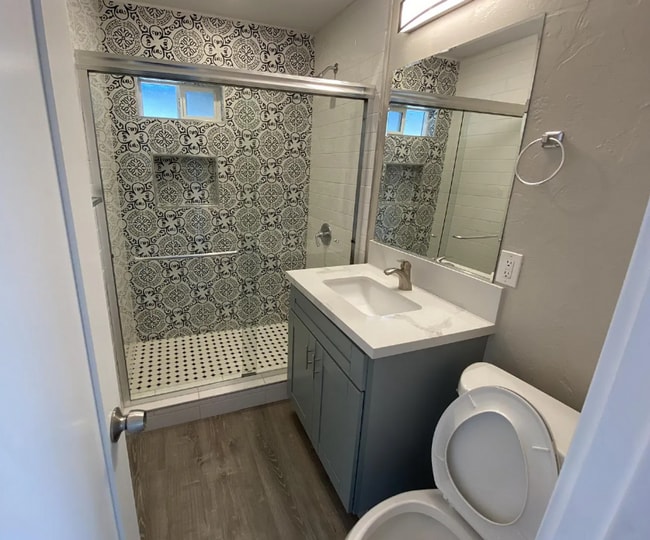 Building Photo - 4BD/2BA on Montezuma!!