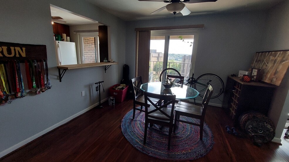 Building Photo - 134 Roberts Ln