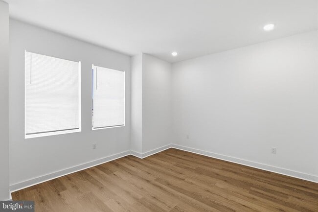 Building Photo - 2643 N 6th St