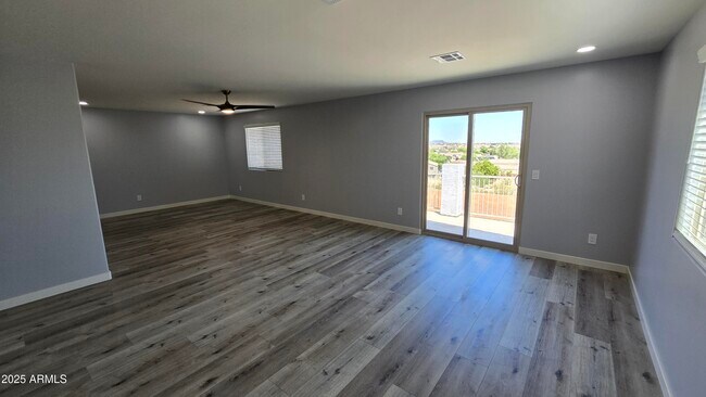 Building Photo - 23451 N El Frio Ct