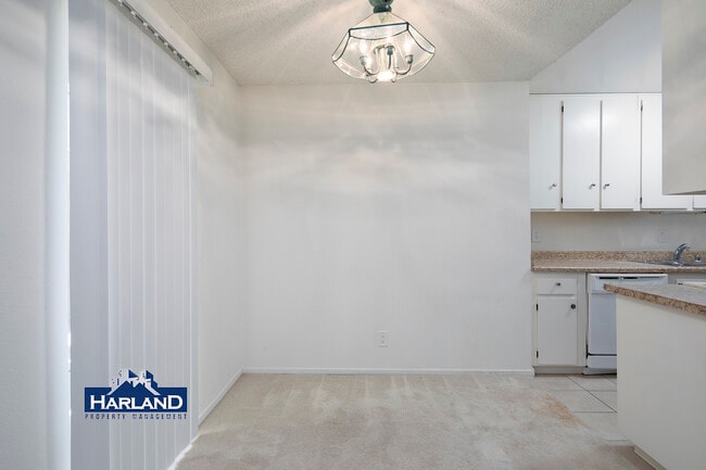 Building Photo - 2252 Via Aprilia