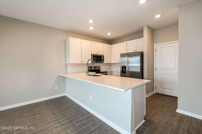 Building Photo - 10654 Towns Wy