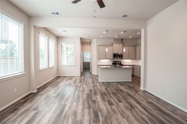 Building Photo - 16119 Northern Cardinal Ln