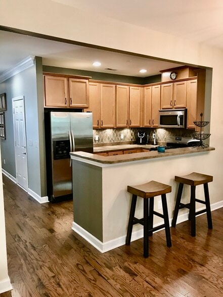 Building Photo - 7802 Kemberton Dr W