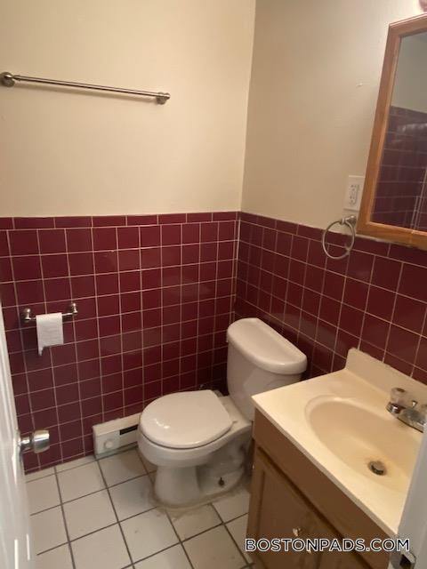 Building Photo - 896 Huntington Ave