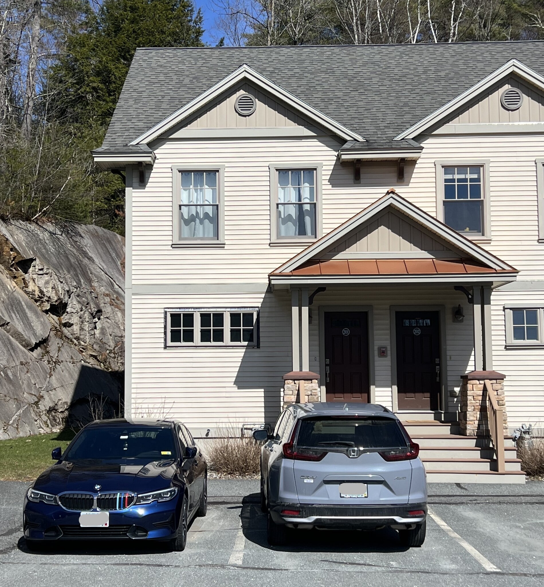 Building Photo - 337 Mount Support Rd