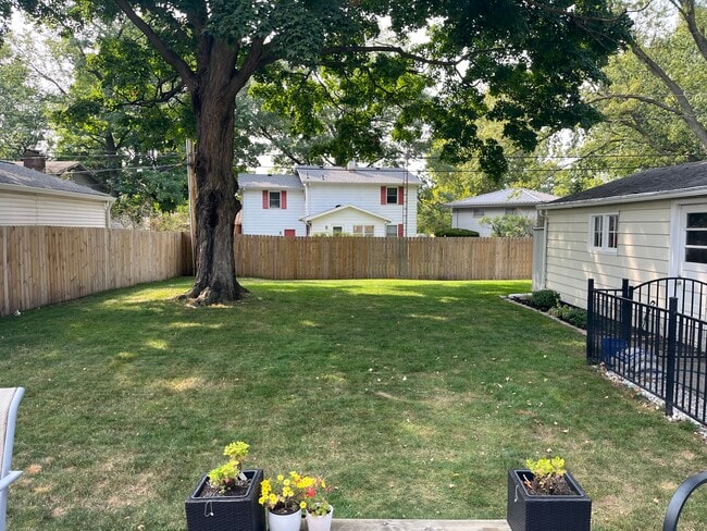 Building Photo - 1601 29th St