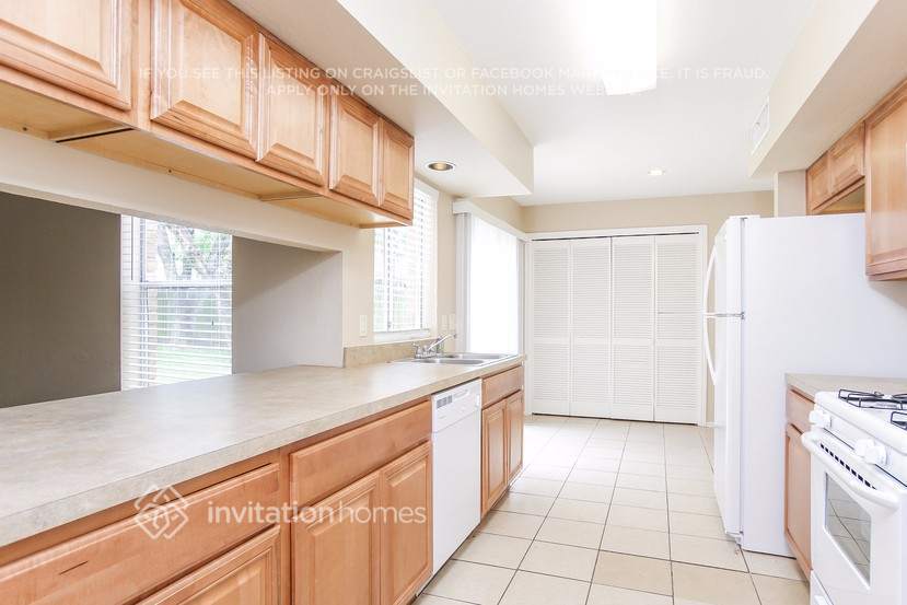 Building Photo - 6934 Haven Creek Dr