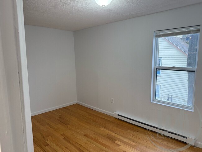 Building Photo - 23 Hawley St