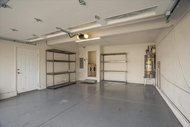 Building Photo - 47450 Cholla St