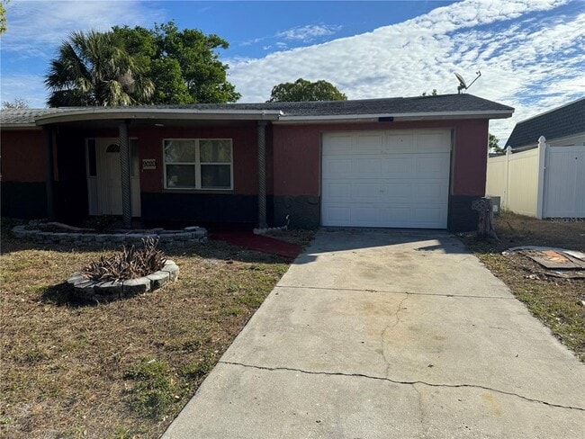 Building Photo - 9020 Cochise Ln