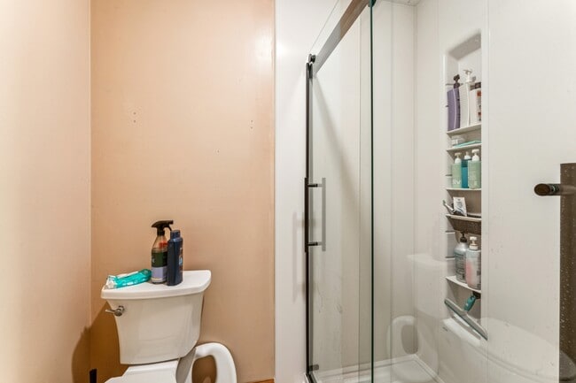 Building Photo - 15523 W 83rd Terrace