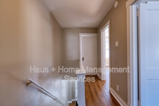 Building Photo - 68 Dewey St