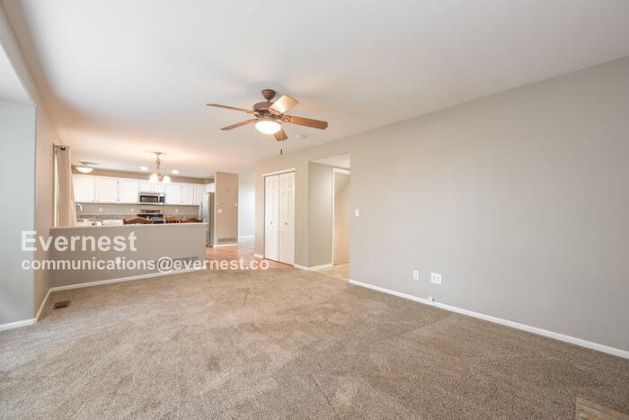 Building Photo - 16241 Bluebonnet Dr